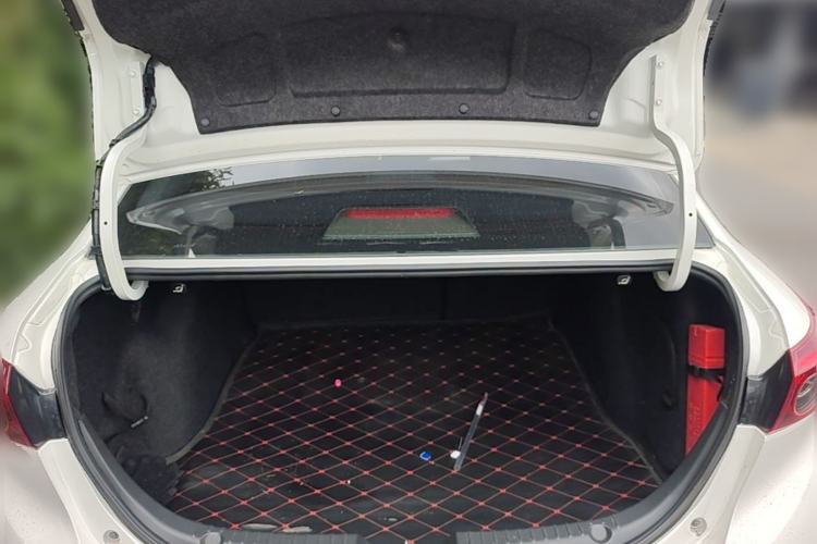 Used Mazda 3 Axela 2016 Sedan 1.5L Manual Comfort Model Trunk