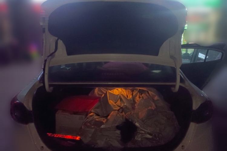 Used Mazda 3 Axela 2016 Sedan 1.5L Manual Comfort Model Trunk