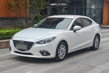 Used Mazda 3 Axela 2016 Sedan 1.5L Automatic Comfort Model