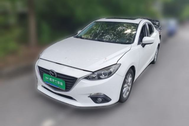 Used Mazda 3 Axela 2016 Sedan 1.5L Automatic Luxury Model