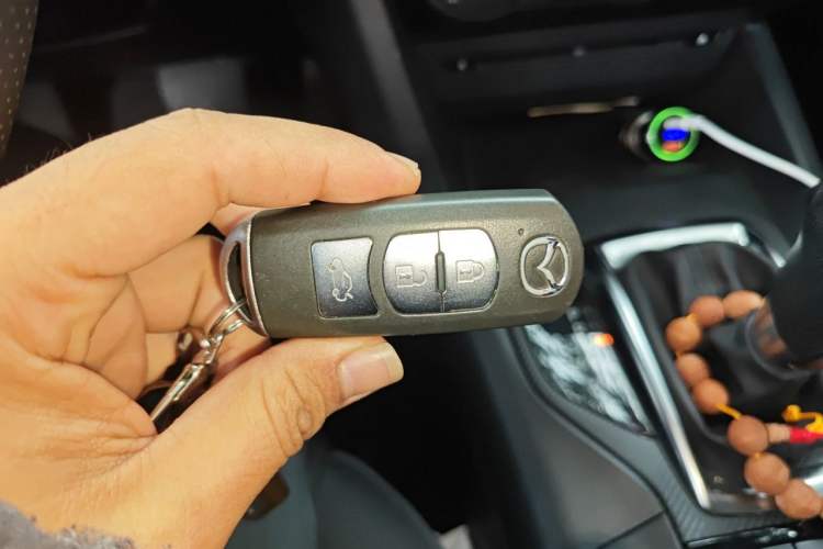 Used Mazda 3 Axela 2016 Sedan 1.5L Automatic Comfort Model Vehicle Key