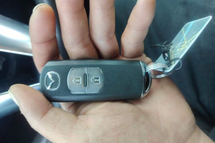 Used Mazda 3 Axela 2016 Hatchback 1.5L Automatic Luxury Model Vehicle Key