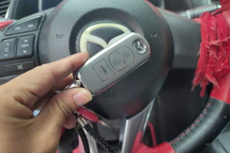 Used Mazda 3 Axela 2016 Sedan 1.5L Automatic Comfort Model Vehicle Key