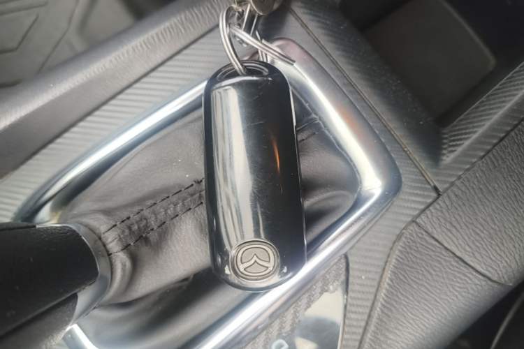 Used Mazda 3 Axela 2016 Sedan 1.5L Automatic Comfort Model Vehicle Key