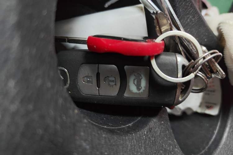 Used Mazda 3 Axela 2016 Sedan 1.5L Automatic Comfort Model Vehicle Key