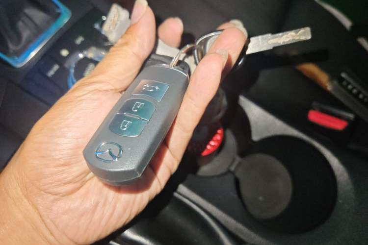 Used Mazda 3 Axela 2016 Sedan 1.5L Automatic Comfort Model Vehicle Key