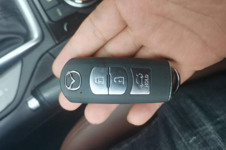 Used Mazda 3 Axela 2016 Sedan 1.5L Automatic Comfort Model Vehicle Key