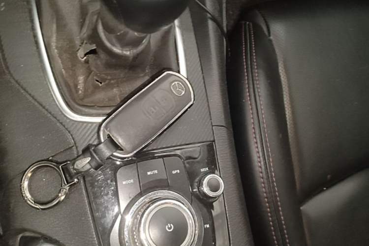 Used Mazda 3 Axela 2016 Hatchback 1.5L Manual Comfort Model Vehicle Key
