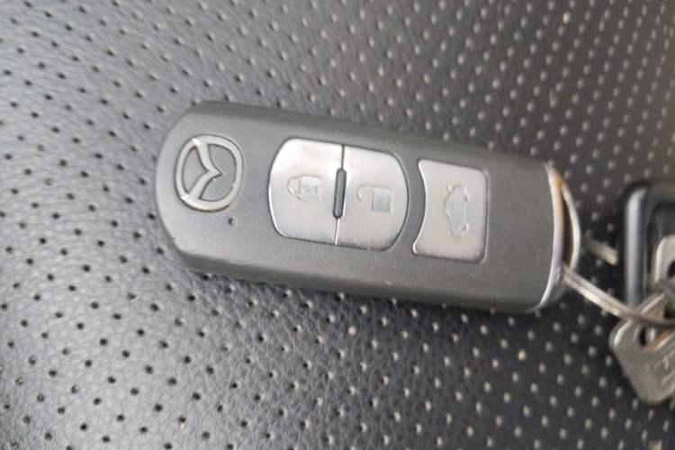 Used Mazda 3 Axela 2016 Sedan 1.5L Automatic Comfort Model Vehicle Key