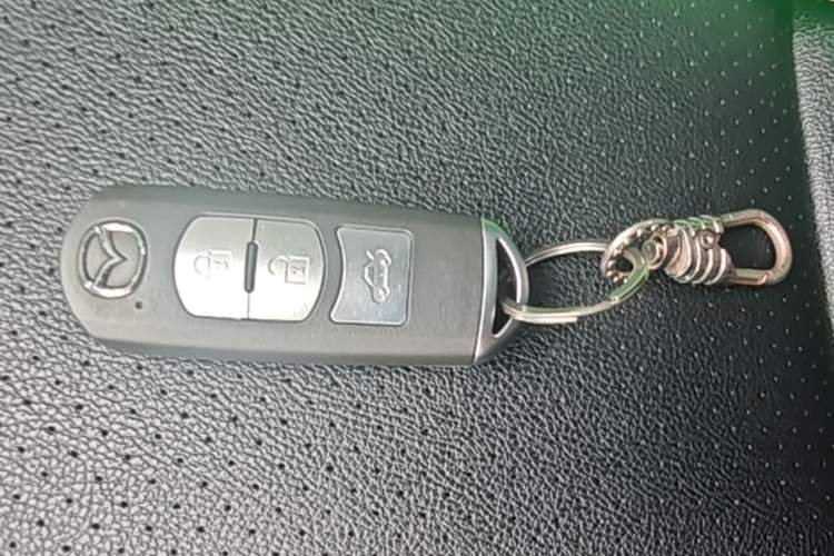 Used Mazda 3 Axela 2016 Sedan 1.5L Automatic Luxury Model Vehicle Key
