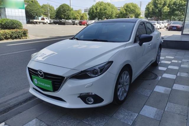 Used Mazda 3 Axela 2016 Sedan 2.0L Automatic Flagship Model