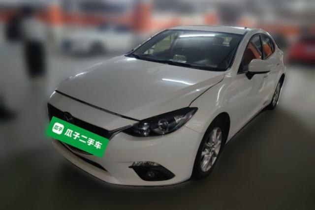 Ojetý Mazda 3 Axela 2016 Sedan 1.5L Automatic Luxury Model