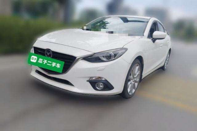 Used Mazda 3 Axela 2016 Sedan 2.0L Automatic Flagship Model