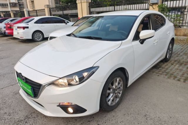 Used Mazda 3 Axela 2016 Sedan 1.5L Automatic Comfort Model