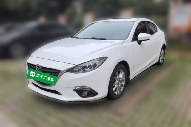 Used Mazda 3 Axela 2016 Sedan 1.5L Automatic Luxury Model
