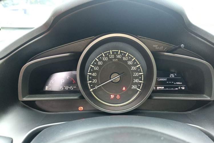 Used Mazda 3 Axela 2017 Sedan 1.5L Automatic Luxury Model Emission Standard China V Instrument Cluster