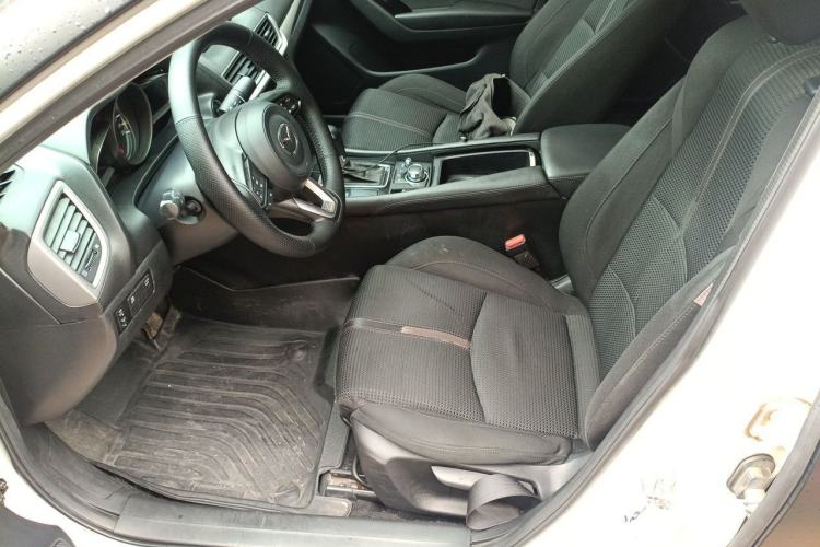 Used Mazda 3 Axela 2017 Sedan 1.5L Automatic Luxury Model Emission Standard China V Left Front Seat