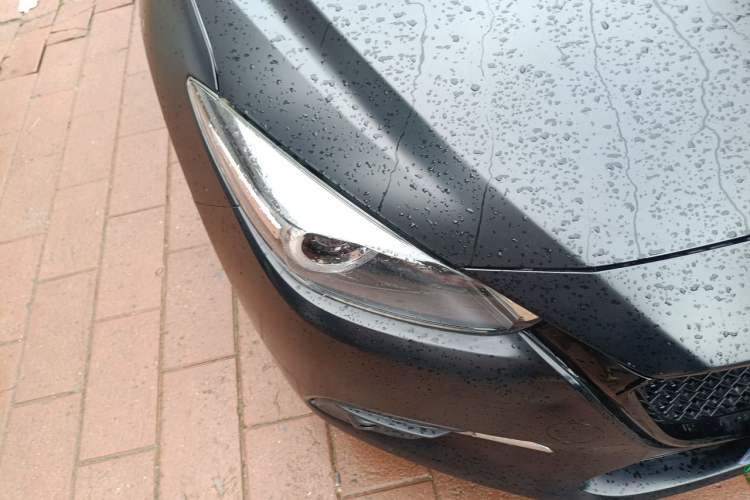 Used Mazda 3 Axela 2017 Sedan 1.5L Automatic Luxury Model Emission Standard China V Right Front Headlight