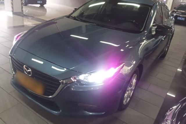 Used Mazda 3 Axela 2017 Sedan 1.5L Automatic Comfort Model Emission Standard China V