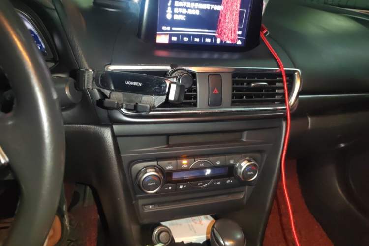 Used Mazda 3 Axela 2017 Sedan 2.0L Automatic Prestige Model China V Standard Audio And AC Panel