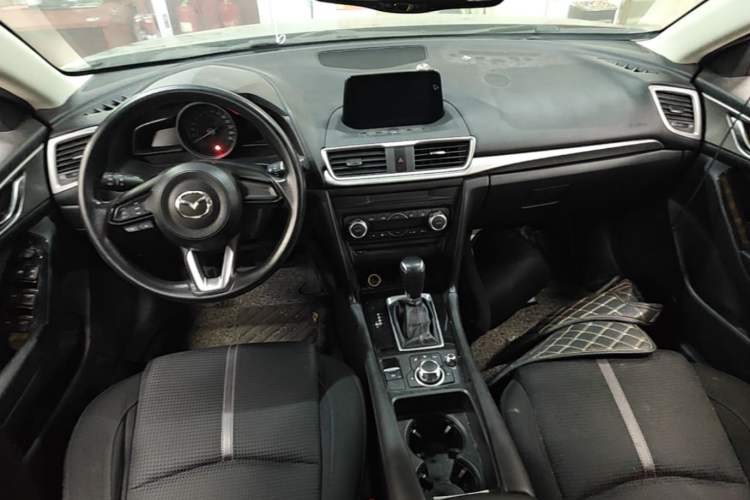Used Mazda 3 Axela 2017 Sedan 1.5L Automatic Luxury Model Emission Standard China V Center Console
