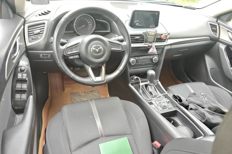 Used Mazda 3 Axela 2017 Sedan 1.5L Automatic Luxury Model Emission Standard China V Center Console