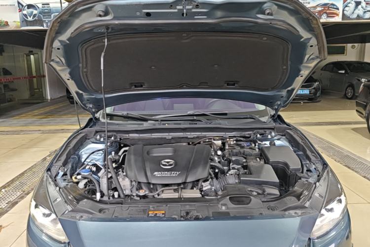 Used Mazda 3 Axela 2017 Hatchback 1.5L Automatic Luxury Model Emission Standard China V Engine Bay