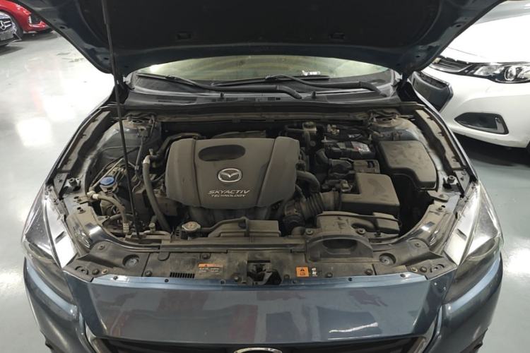 Used Mazda 3 Axela 2017 Sedan 1.5L Automatic Luxury Model Emission Standard China V Engine Bay
