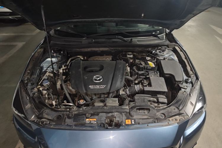 Used Mazda 3 Axela 2017 Hatchback 1.5L Automatic Luxury Model Emission Standard China V Engine Bay
