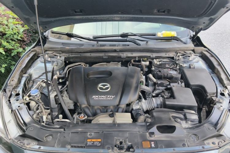 Used Mazda 3 Axela 2017 Sedan 1.5L Automatic Comfort Model China VI Standard Engine Bay