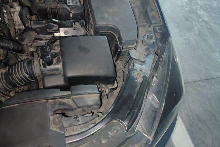 Used Mazda 3 Axela 2017 Sedan 2.0L Automatic Prestige Model China V Standard Engine Bay Left