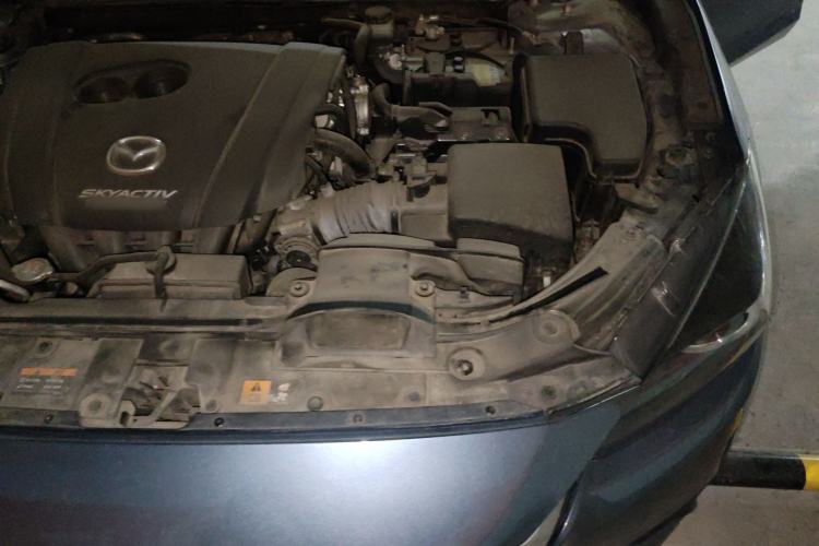Used Mazda 3 Axela 2017 Hatchback 2.0L Automatic Luxury Model Emission Standard China V Engine Bay Left