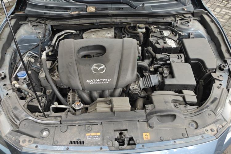 Used Mazda 3 Axela 2017 Sedan 1.5L Automatic Luxury Model China VI Standard Engine Bay