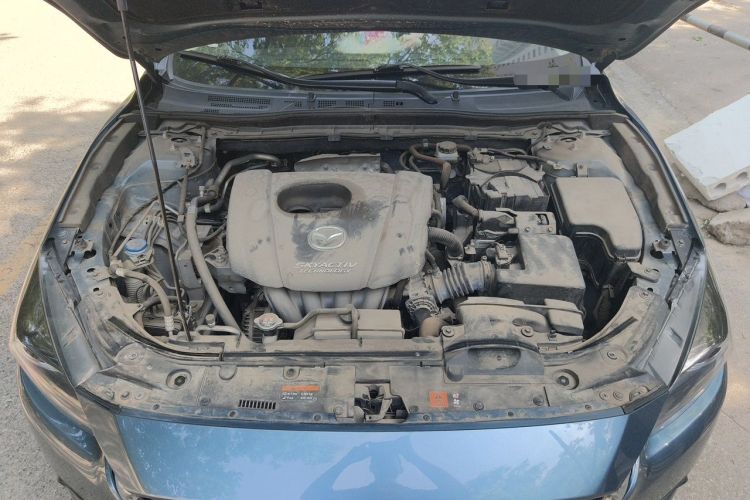 Used Mazda 3 Axela 2017 Hatchback 1.5L Automatic Luxury Model Emission Standard China V Engine Bay