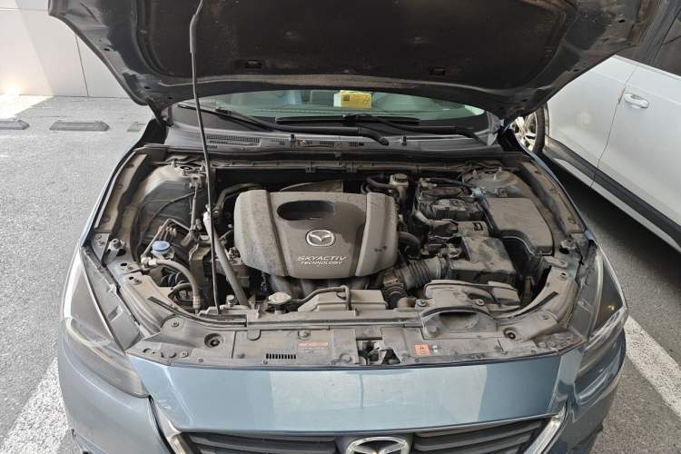Used Mazda 3 Axela 2017 Hatchback 1.5L Automatic Luxury Model Emission Standard China V Engine Bay