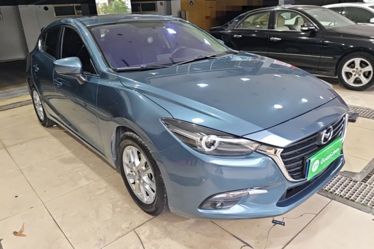 Used Mazda 3 Axela 2017 Hatchback 1.5L Automatic Luxury Model Emission Standard China V Exterior 1