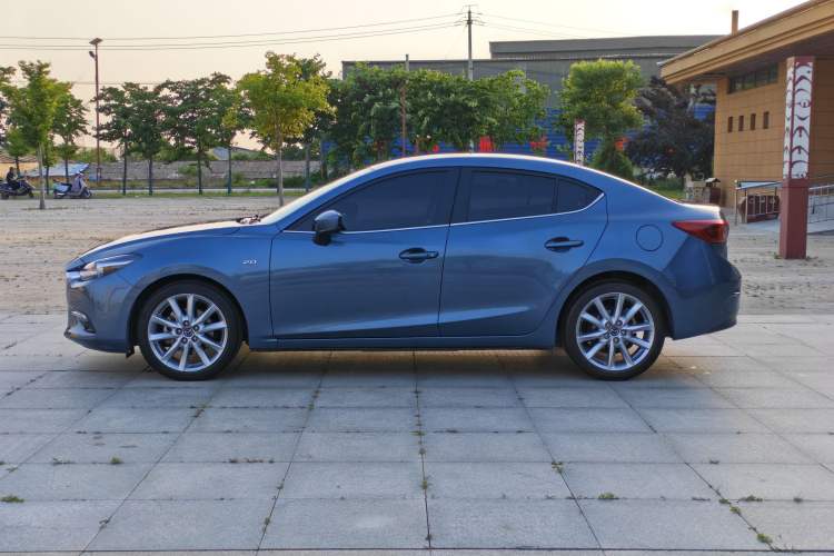 Used Mazda 3 Axela 2017 Sedan 2.0L Automatic Flagship Model China V Standard Exterior 2