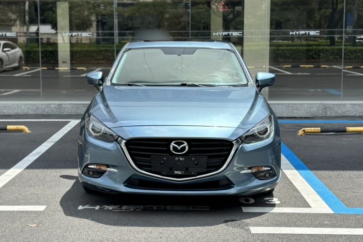 Used Mazda 3 Axela 2017 Sedan 1.5L Automatic Luxury Model Emission Standard China V Exterior 6
