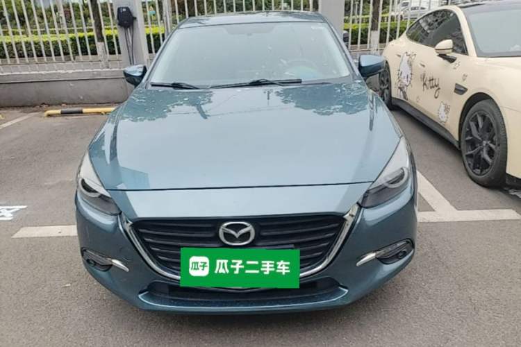 Used Mazda 3 Axela 2017 Sedan 1.5L Automatic Luxury Model Emission Standard China V Front