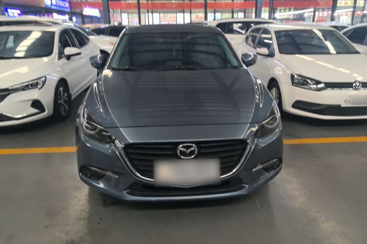 Used Mazda 3 Axela 2017 Sedan 1.5L Automatic Luxury Model Emission Standard China V Front