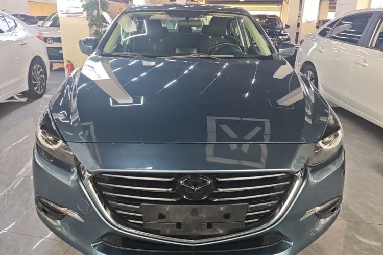 Used Mazda 3 Axela 2017 Sedan 1.5L Automatic Luxury Model Emission Standard China V Front