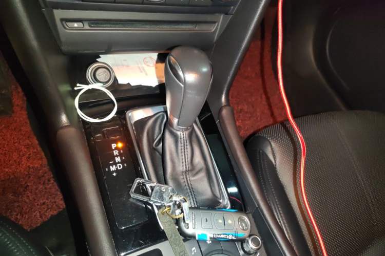 Used Mazda 3 Axela 2017 Sedan 2.0L Automatic Prestige Model China V Standard Gear Lever