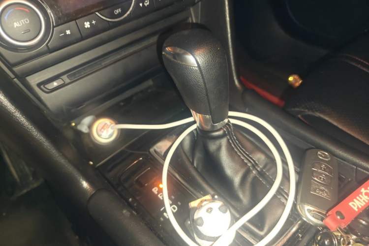 Used Mazda 3 Axela 2017 Sedan 1.5L Automatic Comfort Model Emission Standard China V Gear Lever