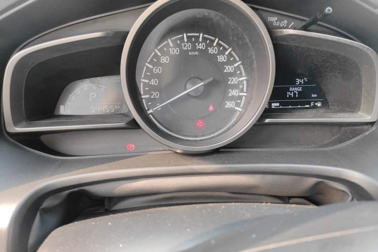 Used Mazda 3 Axela 2017 Sedan 1.5L Automatic Luxury Model Emission Standard China V Instrument Cluster