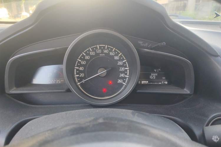 Used Mazda 3 Axela 2017 Sedan 1.5L Automatic Luxury Model Emission Standard China V Instrument Cluster