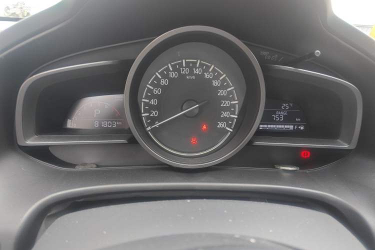 Used Mazda 3 Axela 2017 Sedan 1.5L Automatic Comfort Model Emission Standard China V Instrument Cluster