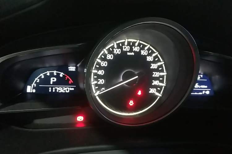 Used Mazda 3 Axela 2017 Sedan 1.5L Automatic Luxury Model Emission Standard China V Instrument Cluster