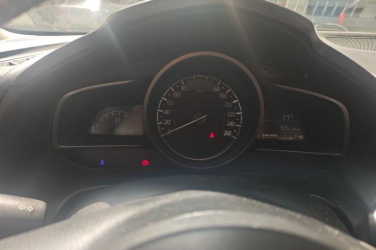 Used Mazda 3 Axela 2017 Sedan 1.5L Automatic Luxury Model Emission Standard China V Instrument Cluster