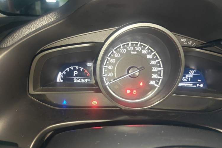 Used Mazda 3 Axela 2017 Sedan 1.5L Automatic Comfort Model Emission Standard China V Instrument Cluster