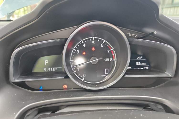 Used Mazda 3 Axela 2017 Hatchback 2.0L Automatic Sport Model China V Emission Standard Instrument Cluster